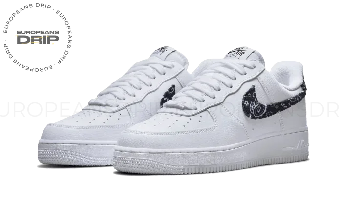 07 Essential White Black Paisley