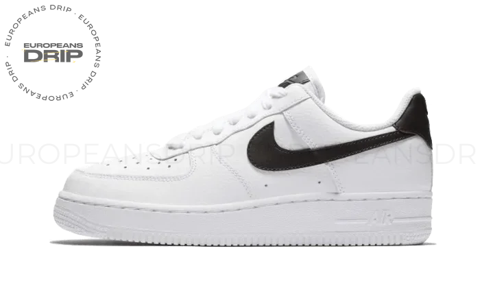07 White Black Pebbled Leather