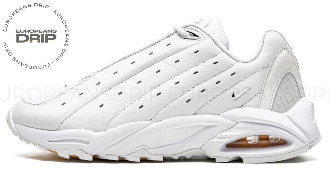 TRIPLE WHITE