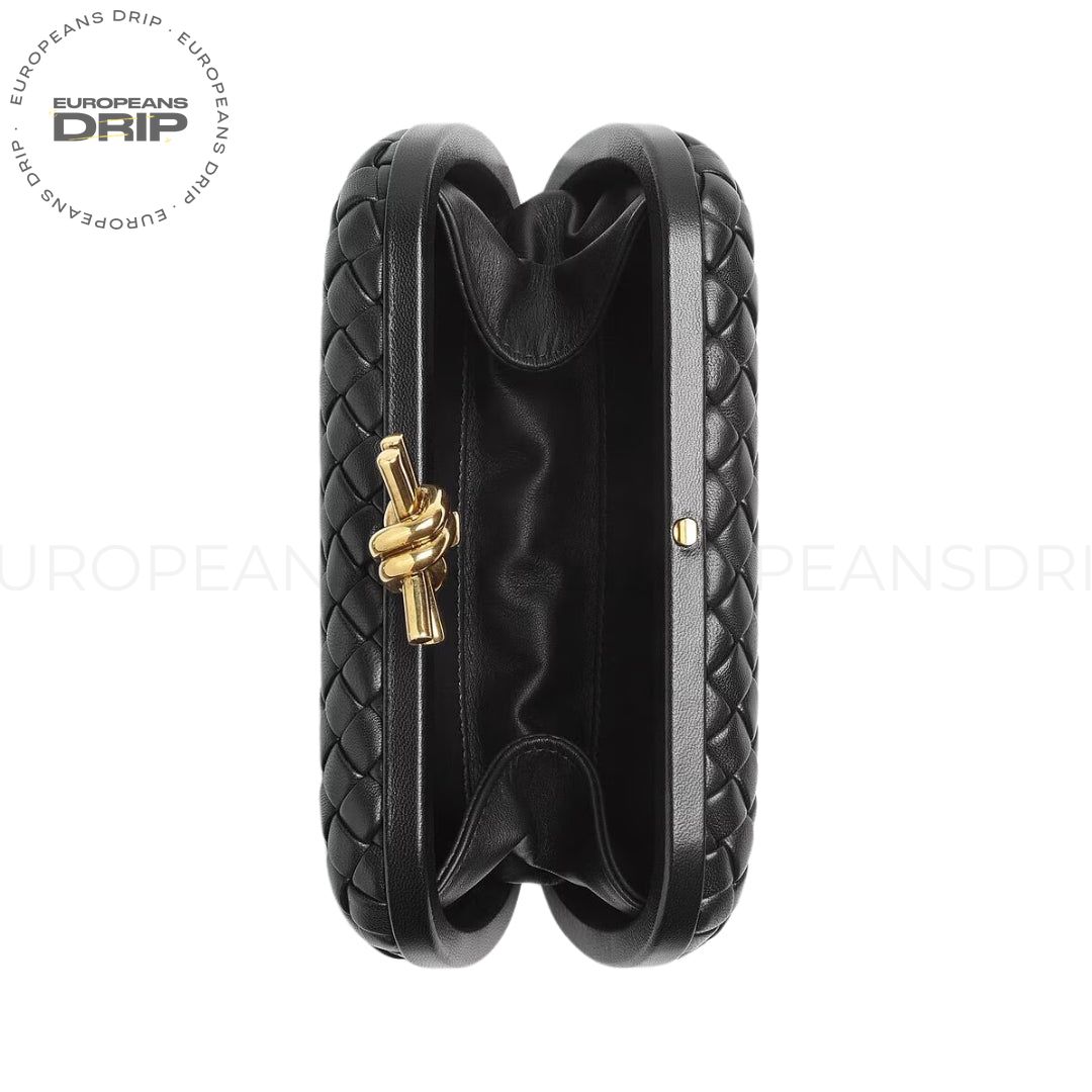 MV Black with Knot Signature