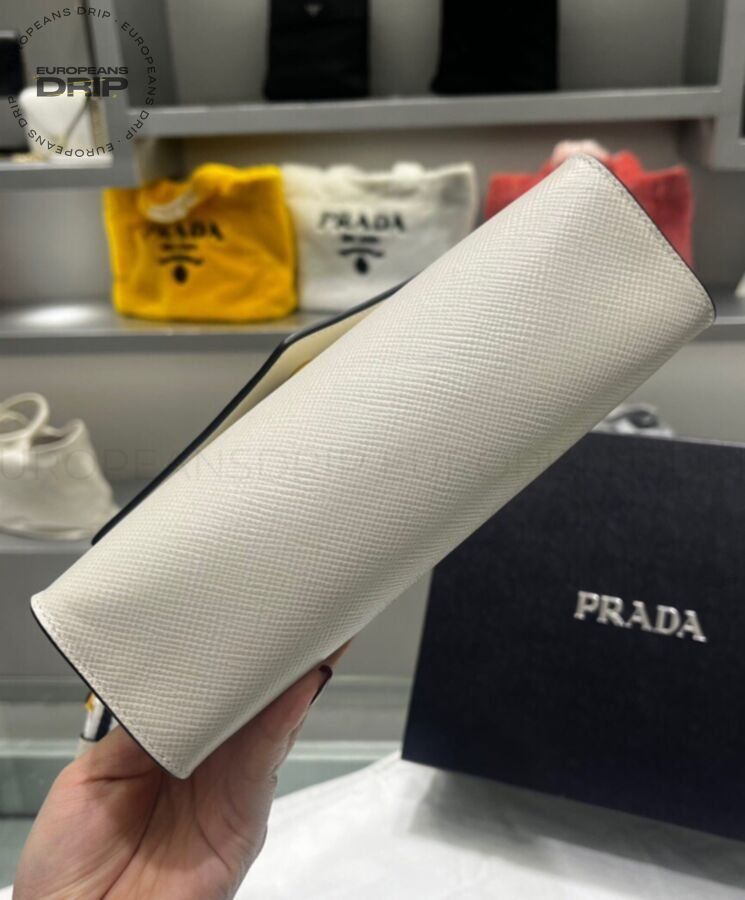 Monochrome Saffiano White 21 cm