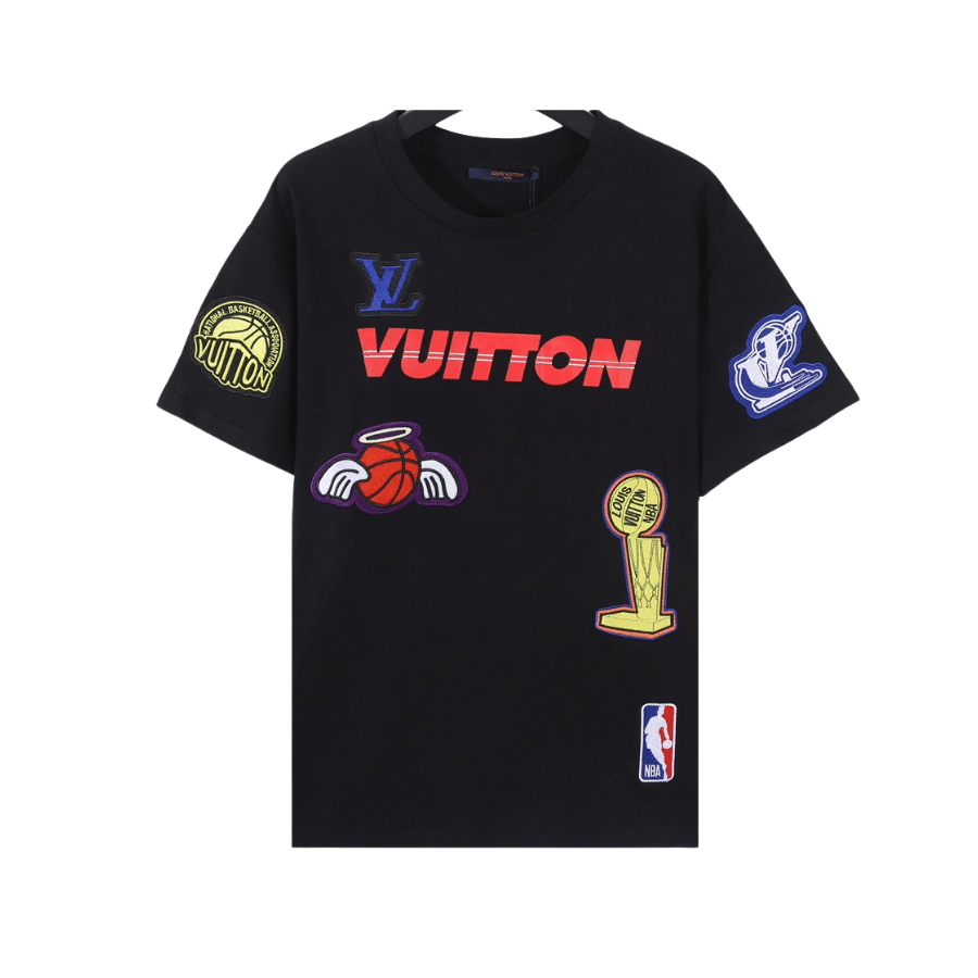 243-2LIA-FUNDOS-6-3_1fd905a6-0a87-4058-8d0b-4c2e05f19255.png T-shirt - Image 1