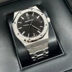 Royal Oak Offshore “Black Dial” 15400 ADP009 - Image 4
