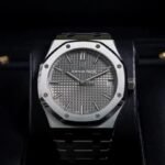 Royal Oak Offshore “Gray” 15400 ADP007 - Image 2