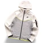 Tech Fleece - Image 4