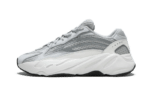 700 V2 Static