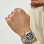 Nautilus 5712/1A-001 Moon Phase Steel Blue Dial (2021) - Image 6