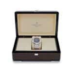 Nautilus 5811/1G-001 White Gold Blue Dial - Image 2